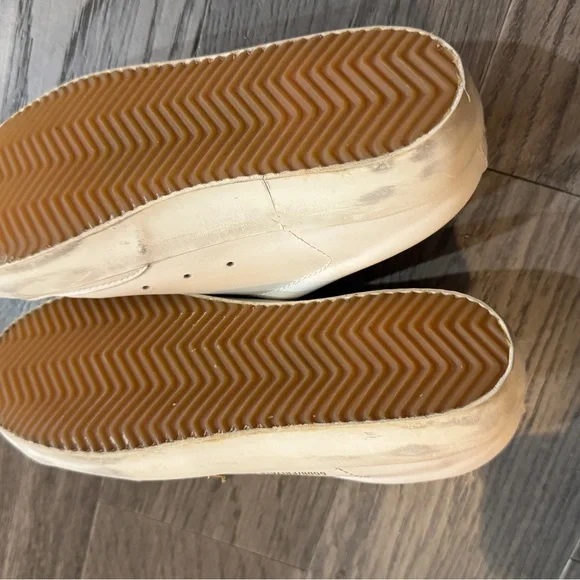 Golden Goose
Superstar Sabot Glitter Slide Sneakers - Picture 6 of 8